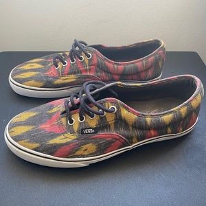 Vans Men's 10 Native Pattern